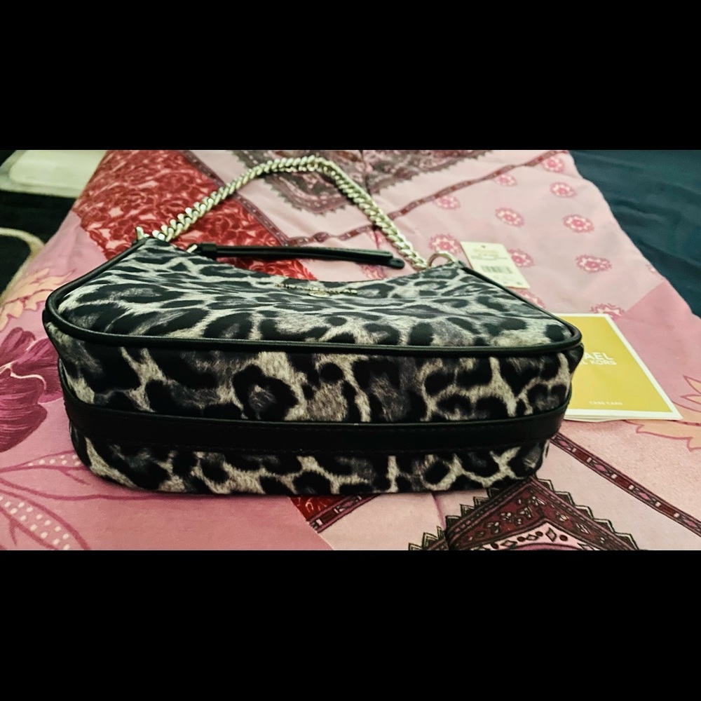 Mk small hobo purse new - Picture 4 of 4